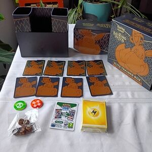 Shining Fates Elite Trainer Box - Pokemon Cards